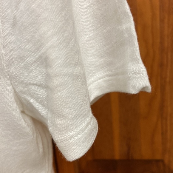Liz Claiborne Simply Liz Tencel White Graphic Tee Small NWT - Picture 8 of 11
